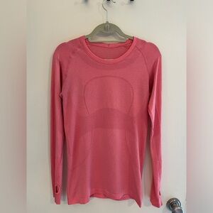 Lululemon Swiftly Tech Long sleeve Crew - Women’s Size 8 - Coral Pink